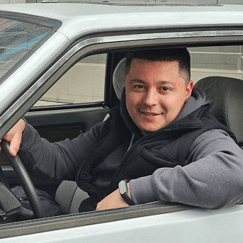 Автоподборщик Игорь Шагапов